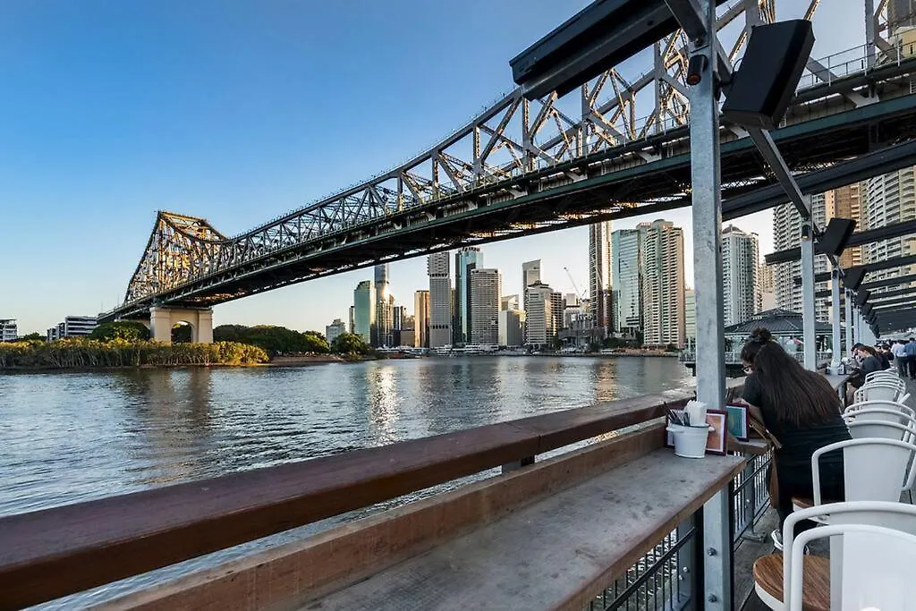 Stylish & Superb! 2Bed/2Bath/1Car~ Walk To Cbd Daire Brisbane
